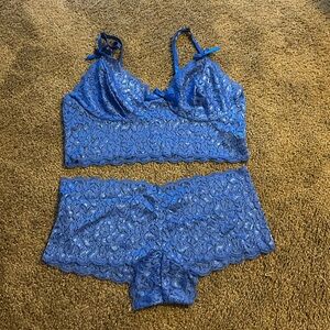 NWOT. 2 piece bralette and panty set